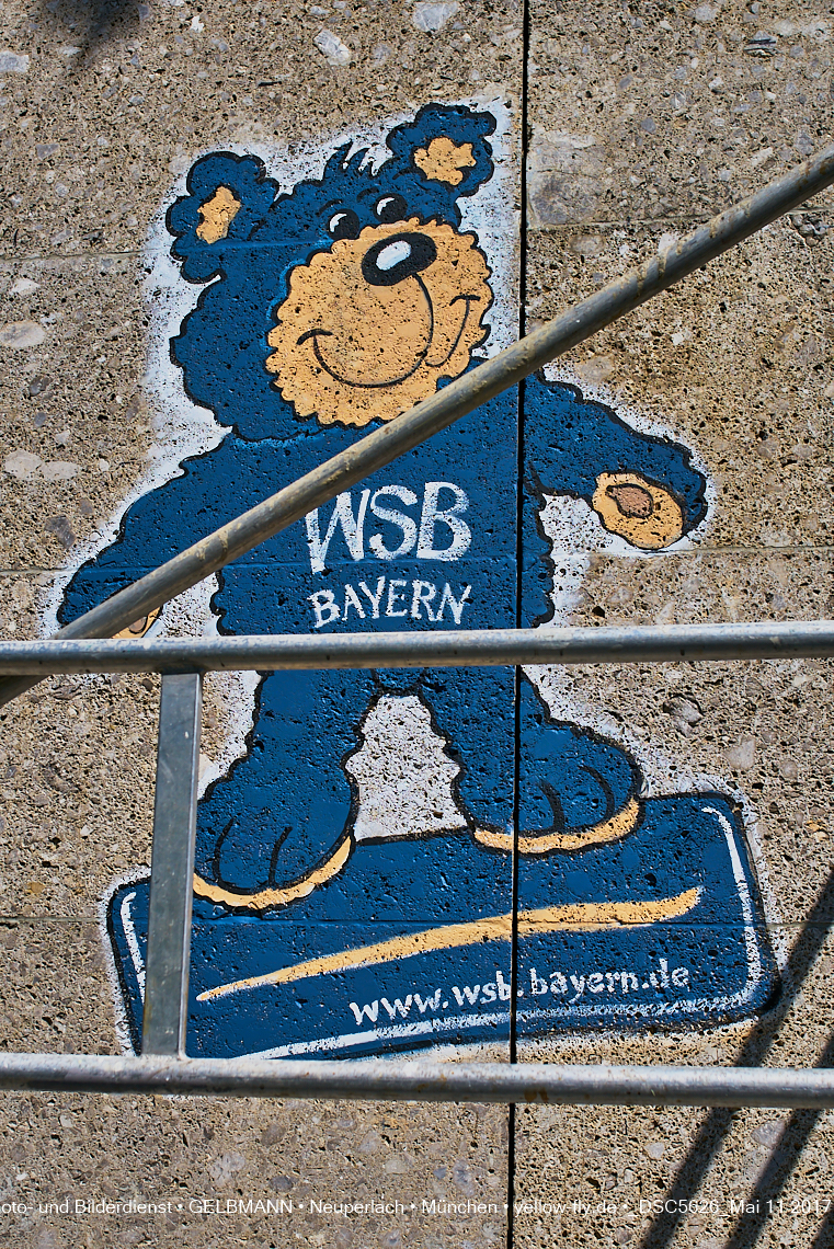 21.03.2017 - Abrissbaustelle Quiddezentrum in Neuperlach